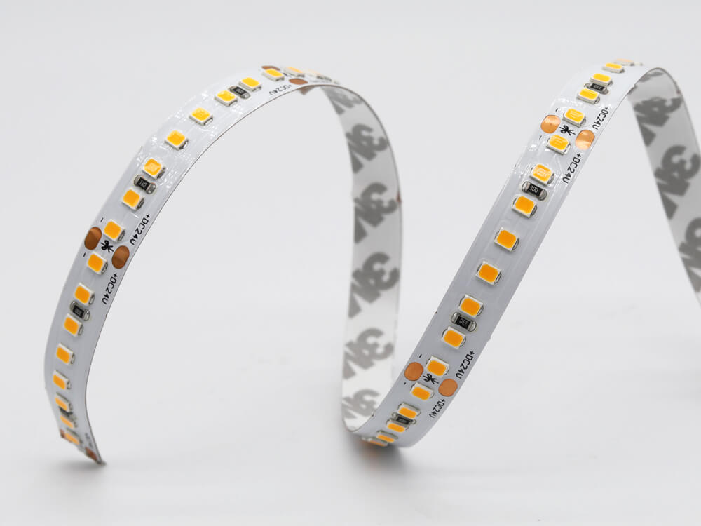 14.4w 24v Flexible LED Strip Light 140 LED Per Metre 5500k IP67